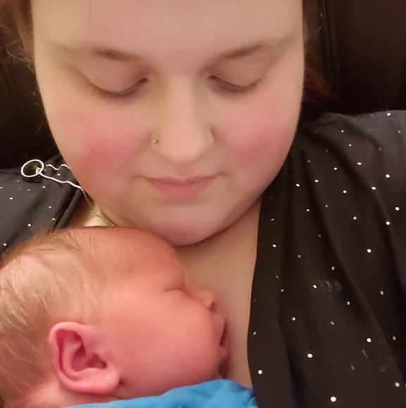 Meet your Posher, Marisa - Picture 1 of 1